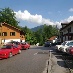 Apartment Am Berg-ferienwohnung, Ettal