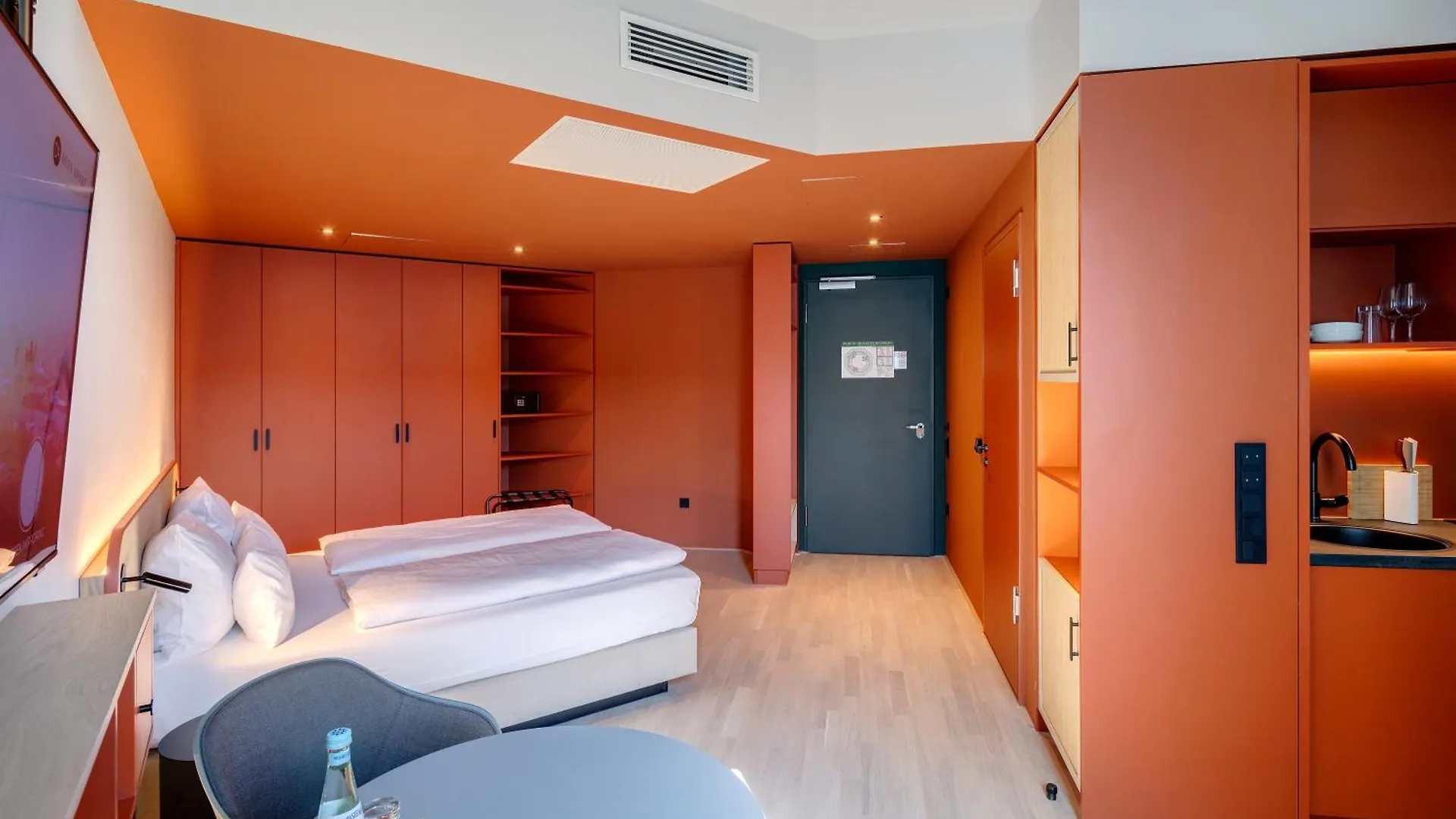 Aparthotel Dein Apart Muenchen Unterfoehring Germany